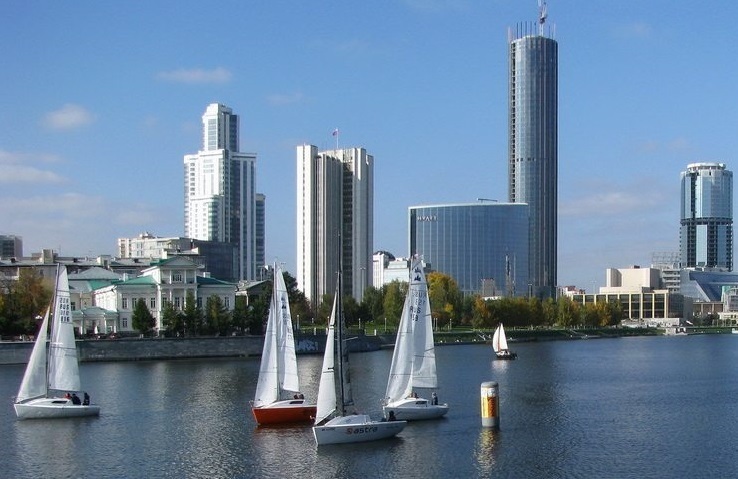 Почему в Екатеринбурге отменили выступление правнучки Хрущёва?