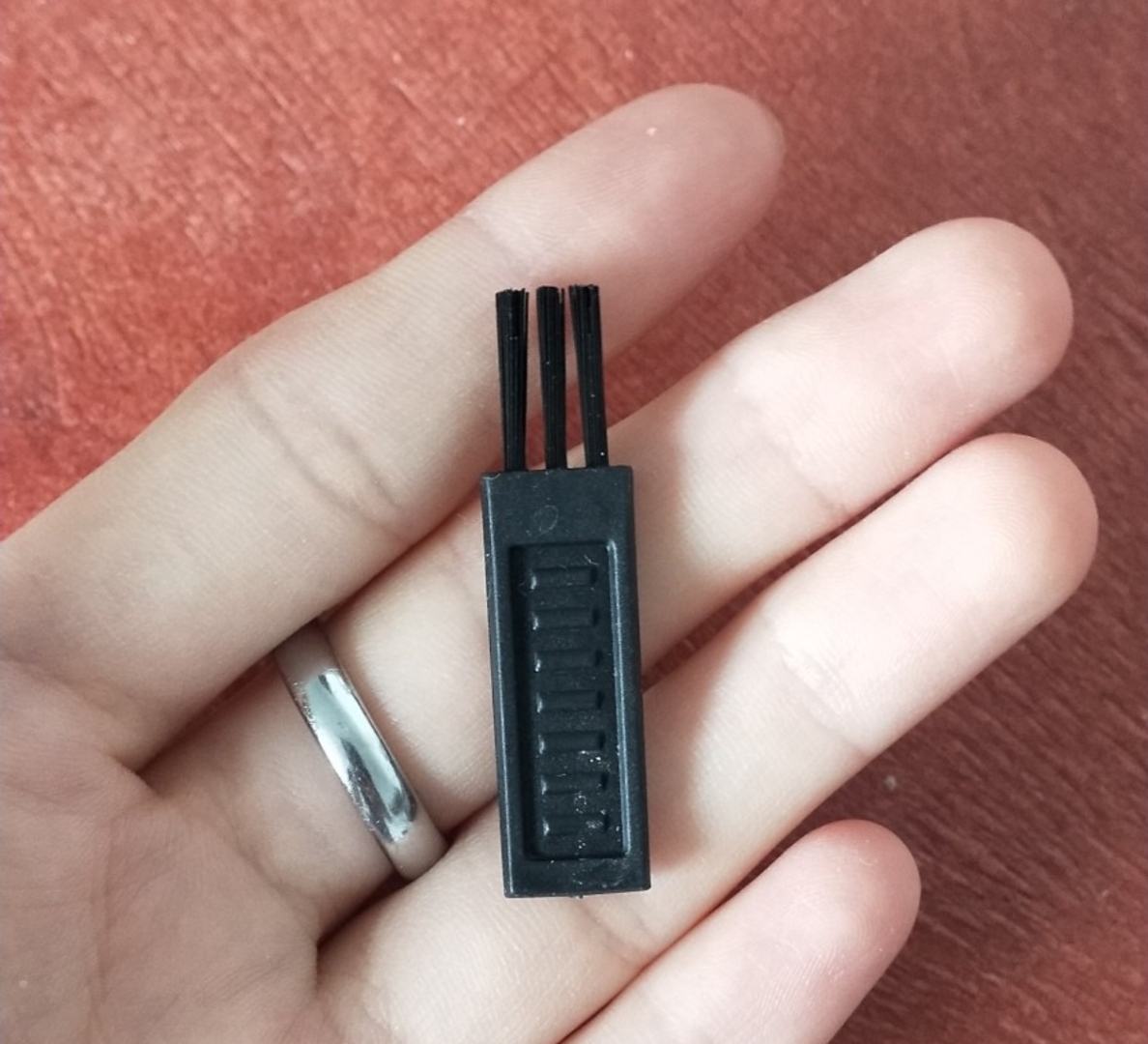 Триммер для носа, ушей, бороды. 4 в 1. Модель А-103. Почти бесполезный прибор.