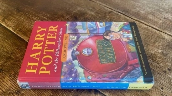 Аукцион в Лодоне. Продажа первого издания книги о Гарри Поттере