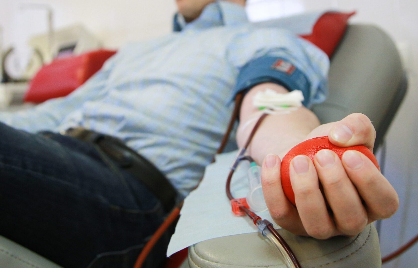 Донорство крови. Эликсир молодости или просто полезная привычка?