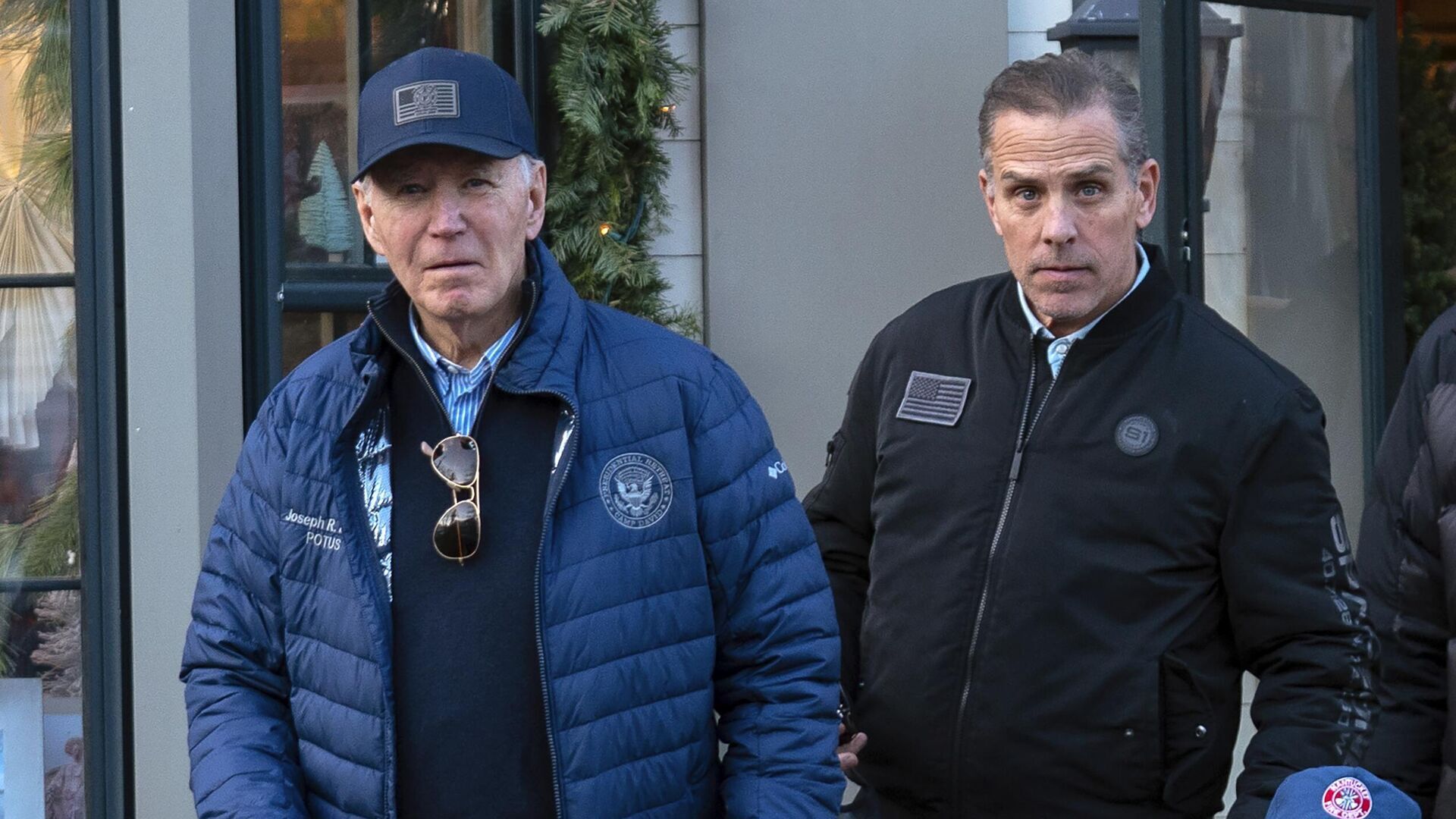 Президент США Джо Байден помиловал сына Хантера: политический скандал и последствия для правосудия