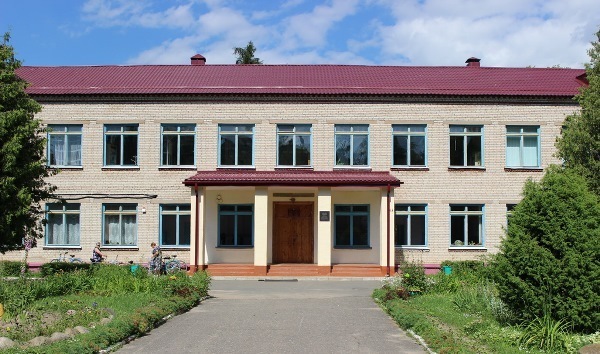 Первоклашки.