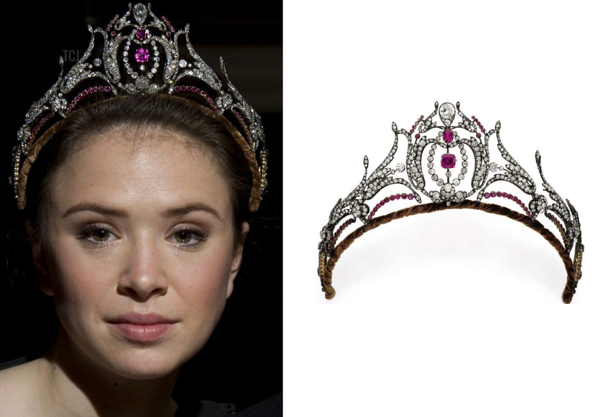 20 ослепительных тиар с рубинами и гранатами, которые покорят ваше сердце