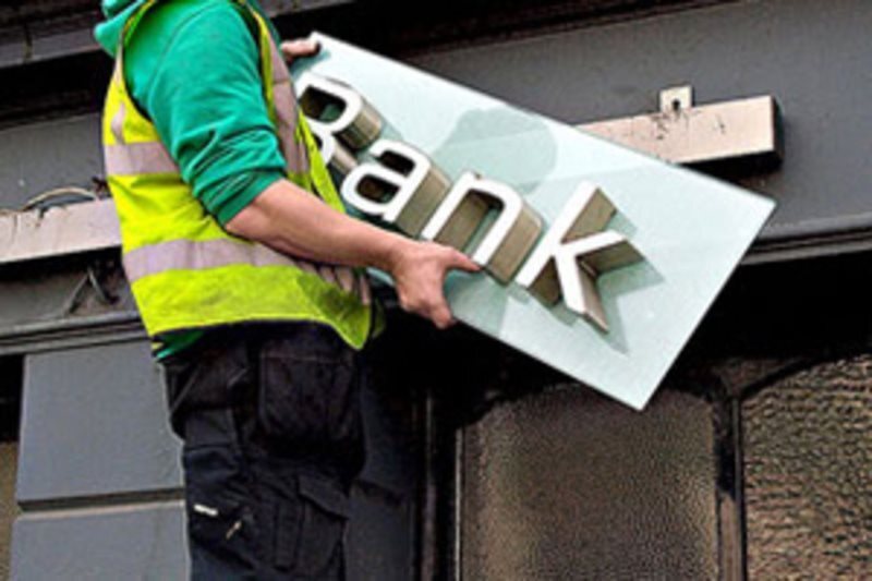 ВТБ попросили с вещами на выход из Анголы.