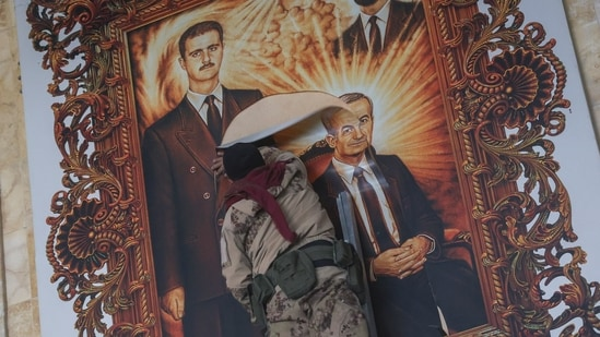 Лидер сирийских повстанцев обещает использовать все доступные средства для свержения президента Башара Асада