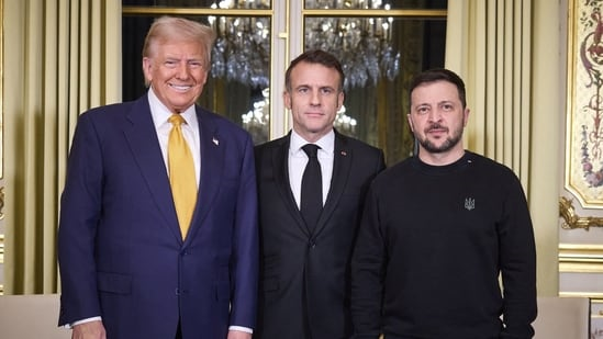 Критика повседневной одежды Владимира Зеленского во время встречи с Трампом. «У вас что, нет костюма?»