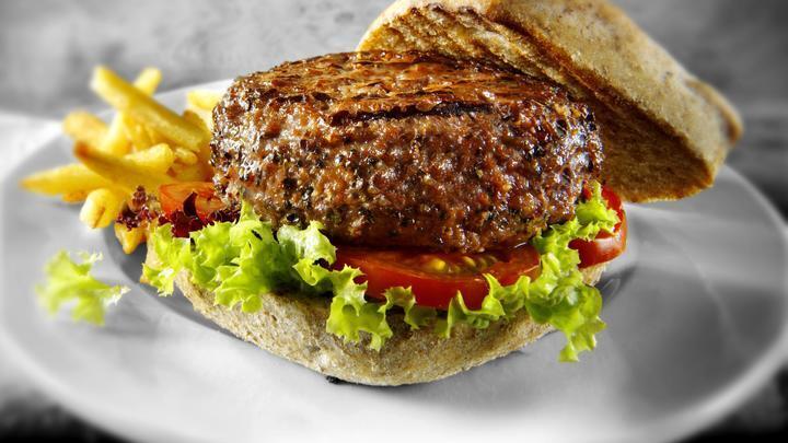 Критическое состояние из-за фастфуда: история одного мужчины