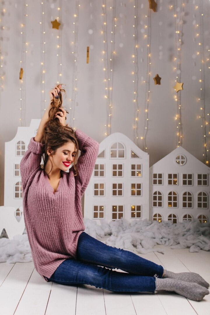 Осторожно, гирлянды! Как не испортить себе праздник и здоровье яркими огоньками