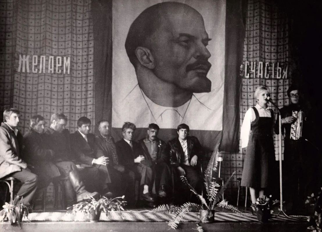 "Из самосадного" - авторские стихи: "Живи, очаг культуры сельский" К 50-летию Дома культуры (фото)