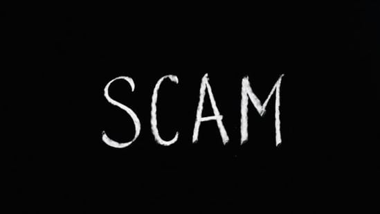 Китаец арестован за использование 400 телефонов для выигрыша подарков в лотереях в прямом эфире