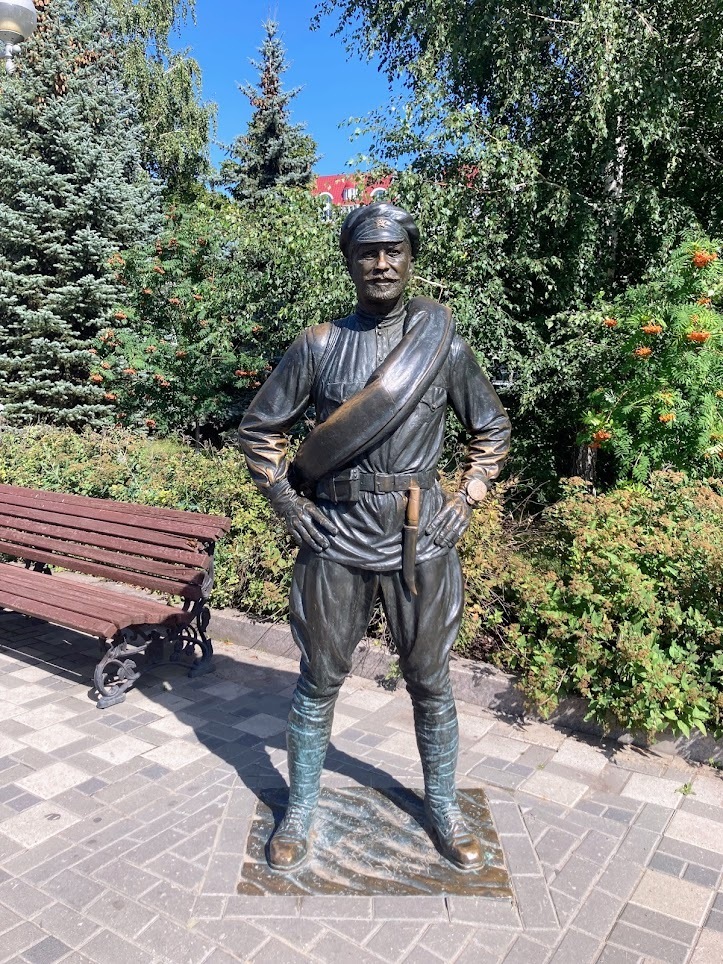 Ах, Самара-городок! Давайте прогуляемся по набережной этого замечательного города!