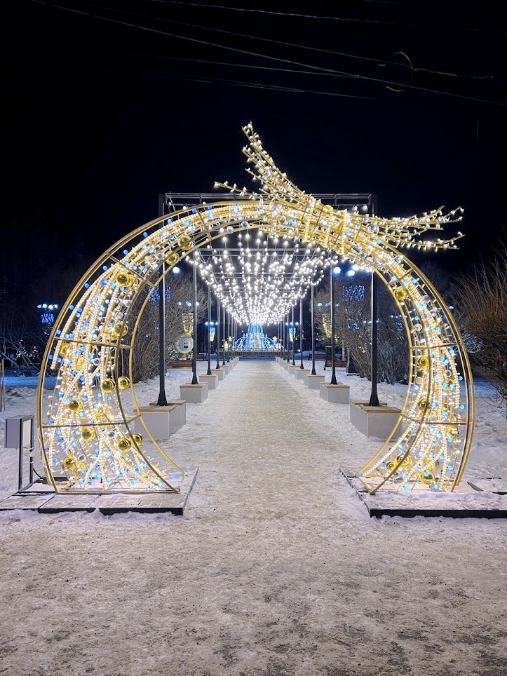 Новогодний Мурманск в фотографиях! Праздничные украшения, ёлки, инсталляции. Для новогоднего настроения!