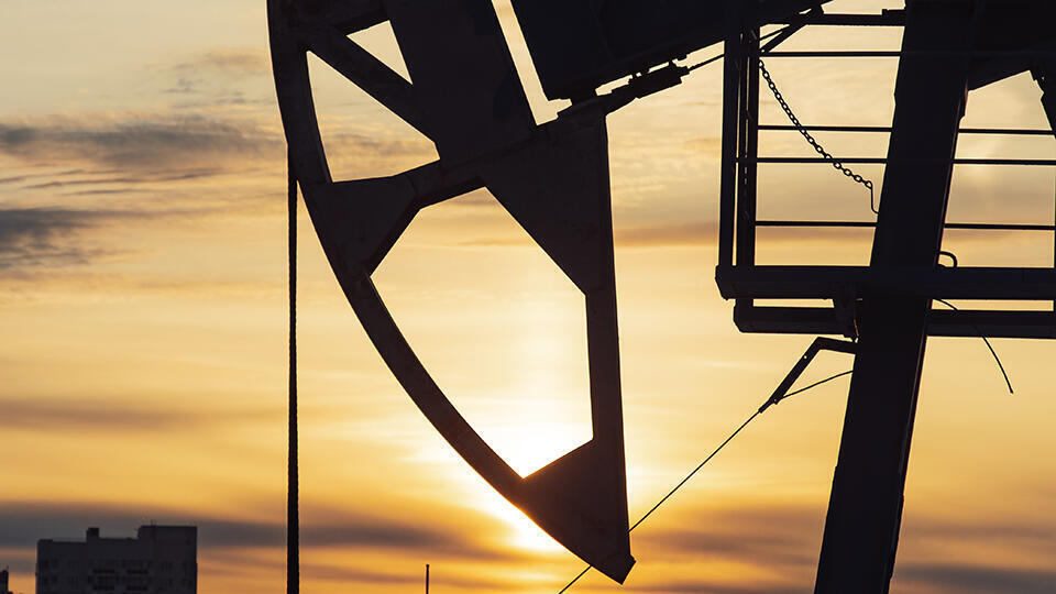 Депутат предлагает делиться доходами от нефти и газа: создание Фонда социальной справедливости.Правительство России посчитало инициативу неуместной