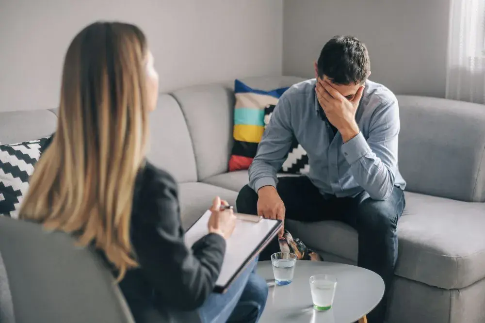 Как жить с алкоголиком? Как бороться с алкоголиком?