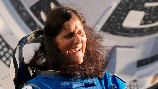 Первый выход в открытый космос Суниты Уильямс за 12 лет своей космической практики