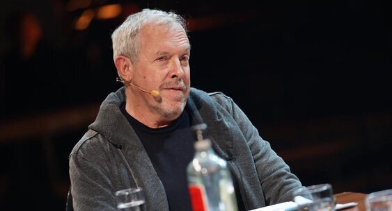 Андрей Макаревич избавляется от имущества в Израиле