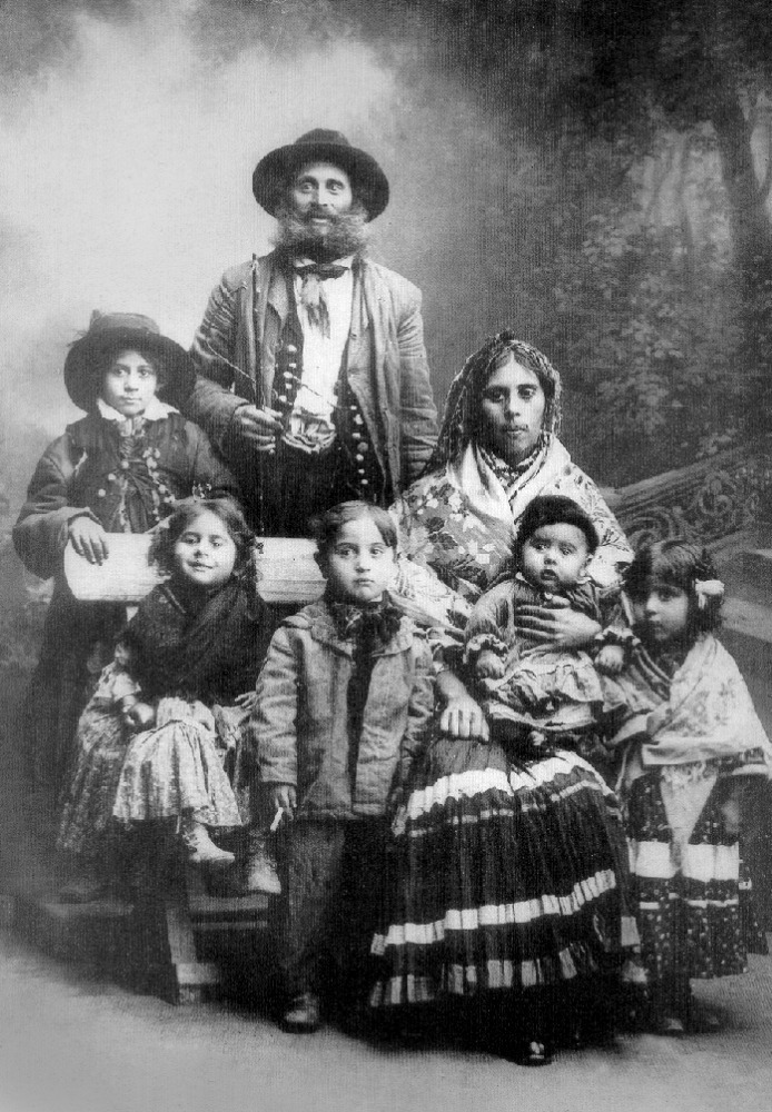 Табор вне строя: почему цыгане остаются вне рядов российской армии