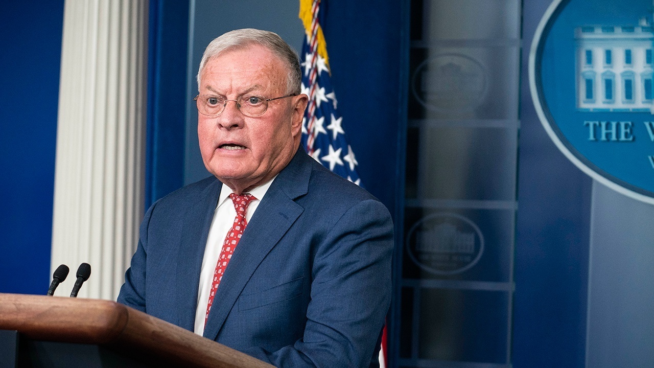 Формирование команды Трампа: лояльность и стратегические назначения на пути ко второму сроку