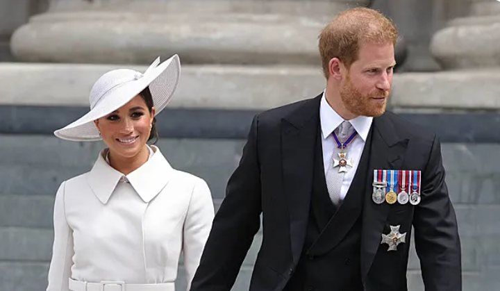 «Готовы к разрыву в любую минуту»: новые сплетни о разводе принца Гарри и Меган Маркл