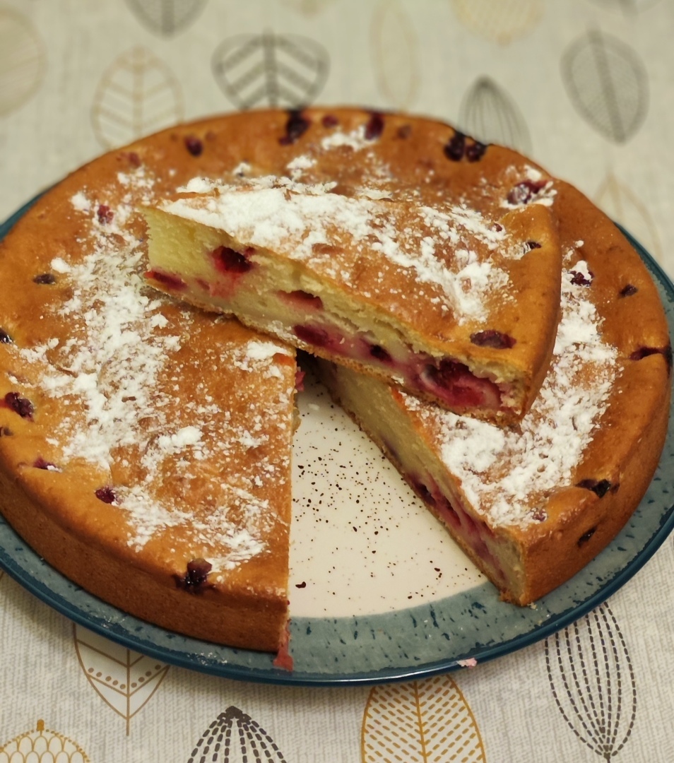 Быстрый пирог с клюквой. Когда времени нет, а клюква есть.