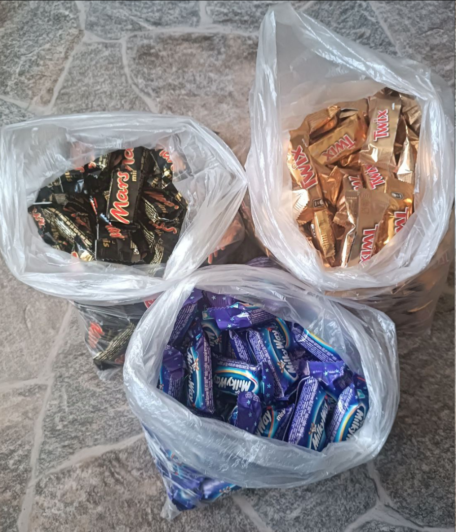 Выиграла конфеты на 2025 рублей!