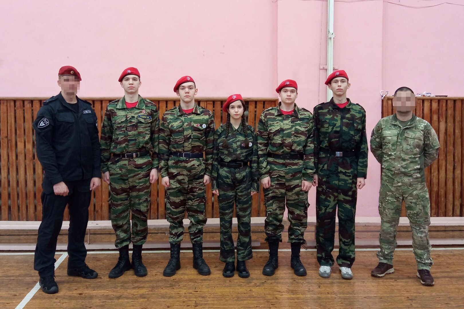 Сотрудники и военнослужащие Росгвардии провели открытый урок с уфимскими школьниками