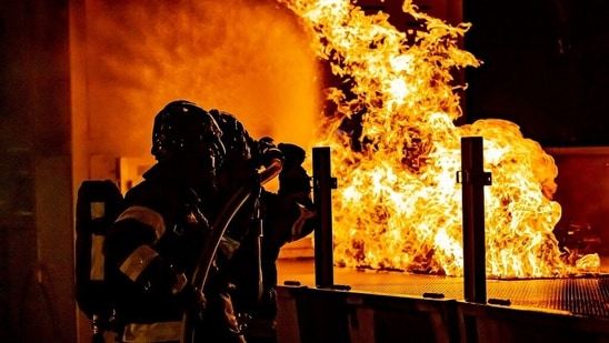 Пожар в исламской школе на северо-западе Нигерии унес жизни 17 детей