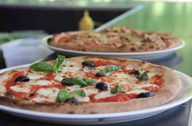 Пицца — новый суперфуд? Почему это блюдо признали полезным