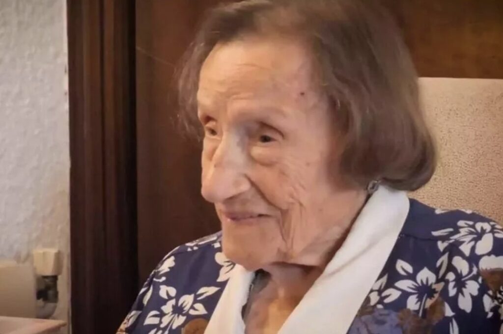 111-летняя испанка поделилась своими секретами долголетия. Всё легко и просто, нужно только действовать