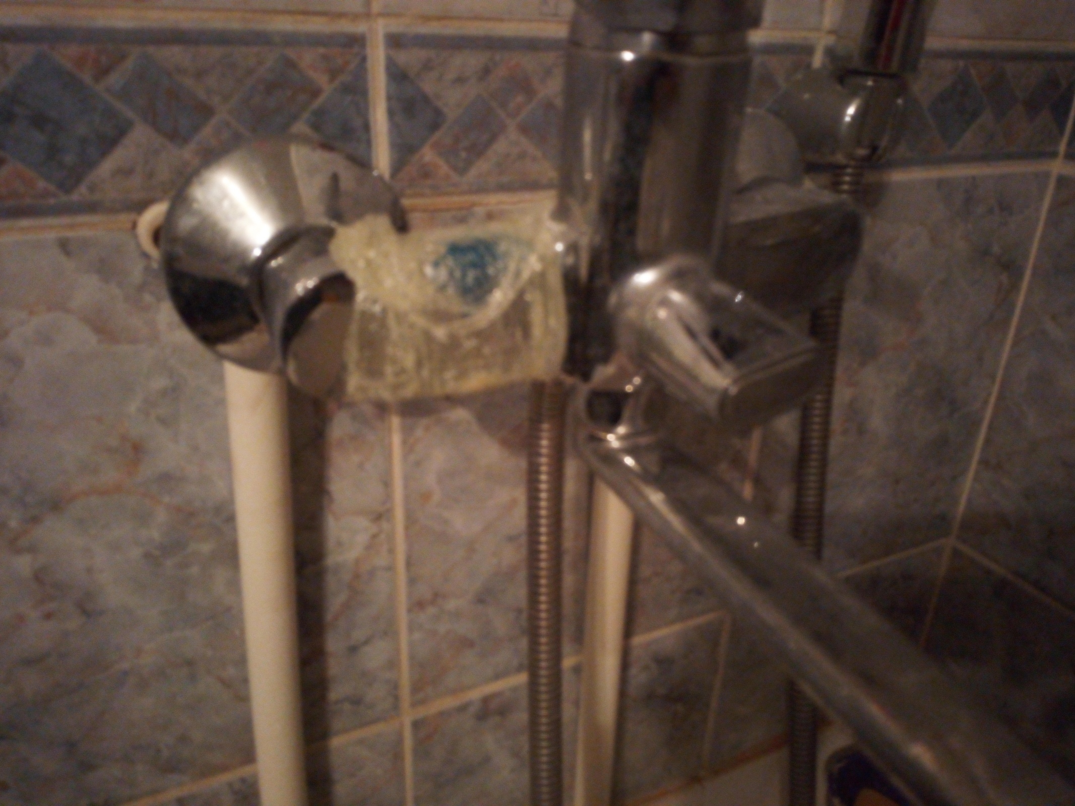 Купила бракованный смеситель на мегамаркете