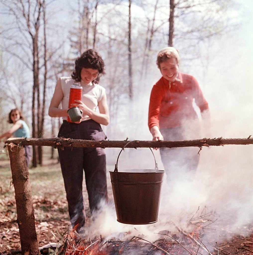 Советский туризм: палатки, поезда и запах свободы