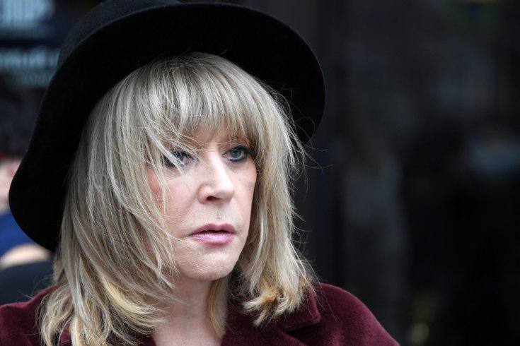 "Я – Алла Пугачёва! Найдите мне место!" – качала права Алла Пугачева в Израильском кафе