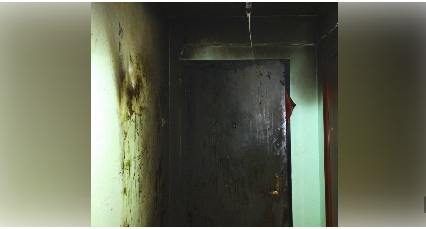 Предателю Лёве* отомстили жестоко: подожгли дверь квартиры!