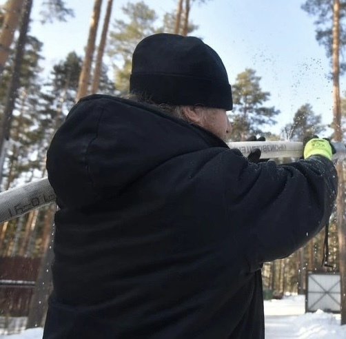 «На Бога надейся, а сам не плошай». Появилась пожарная дружина из уральских священников - БОБР