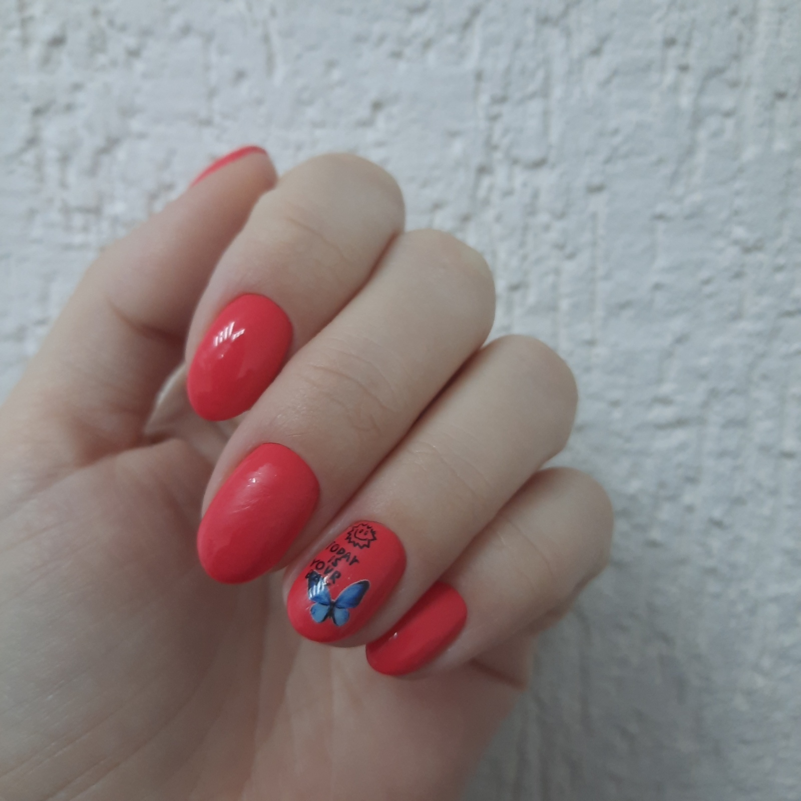 Говорят, что он уже не в моде. А мне все равно. Или 5 причин почему я люблю гель-лак.