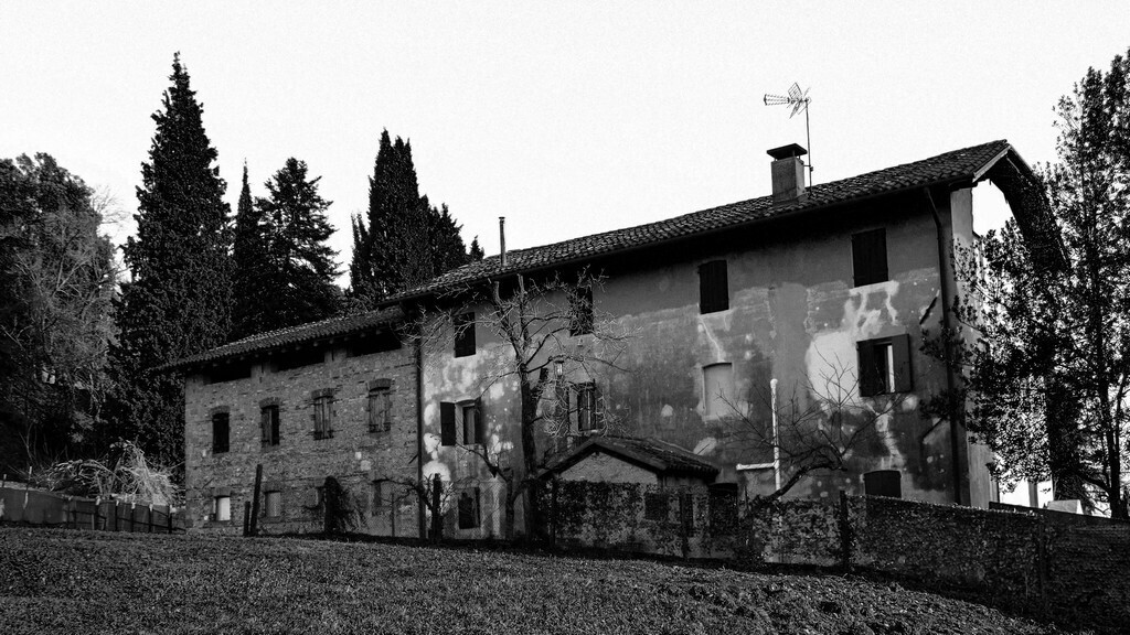 Консервация пустующих домов как инструмент спасения жилого фонда и защиты граждан