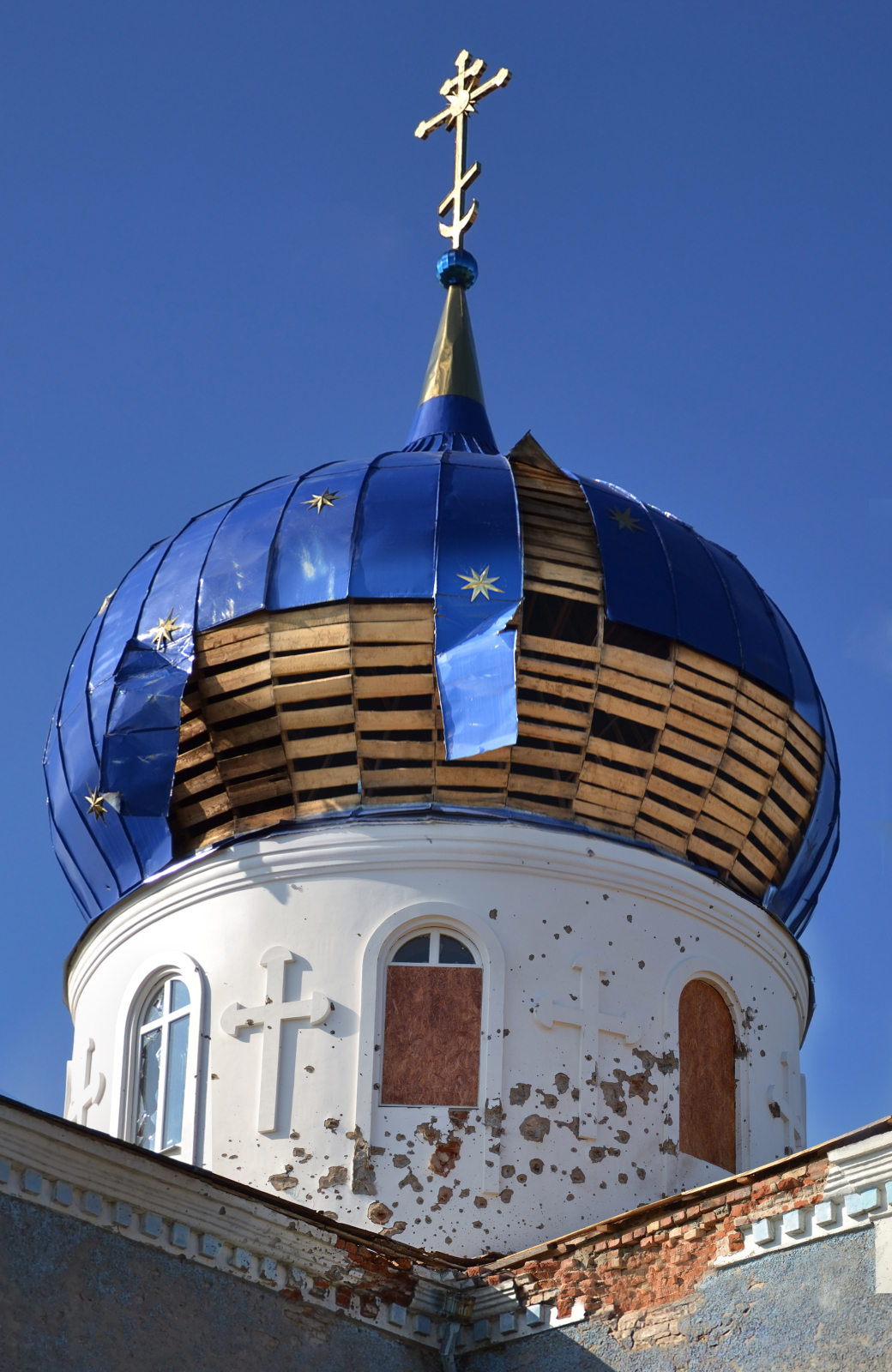 Не с войной нужно бороться, а просто хотеть жить.