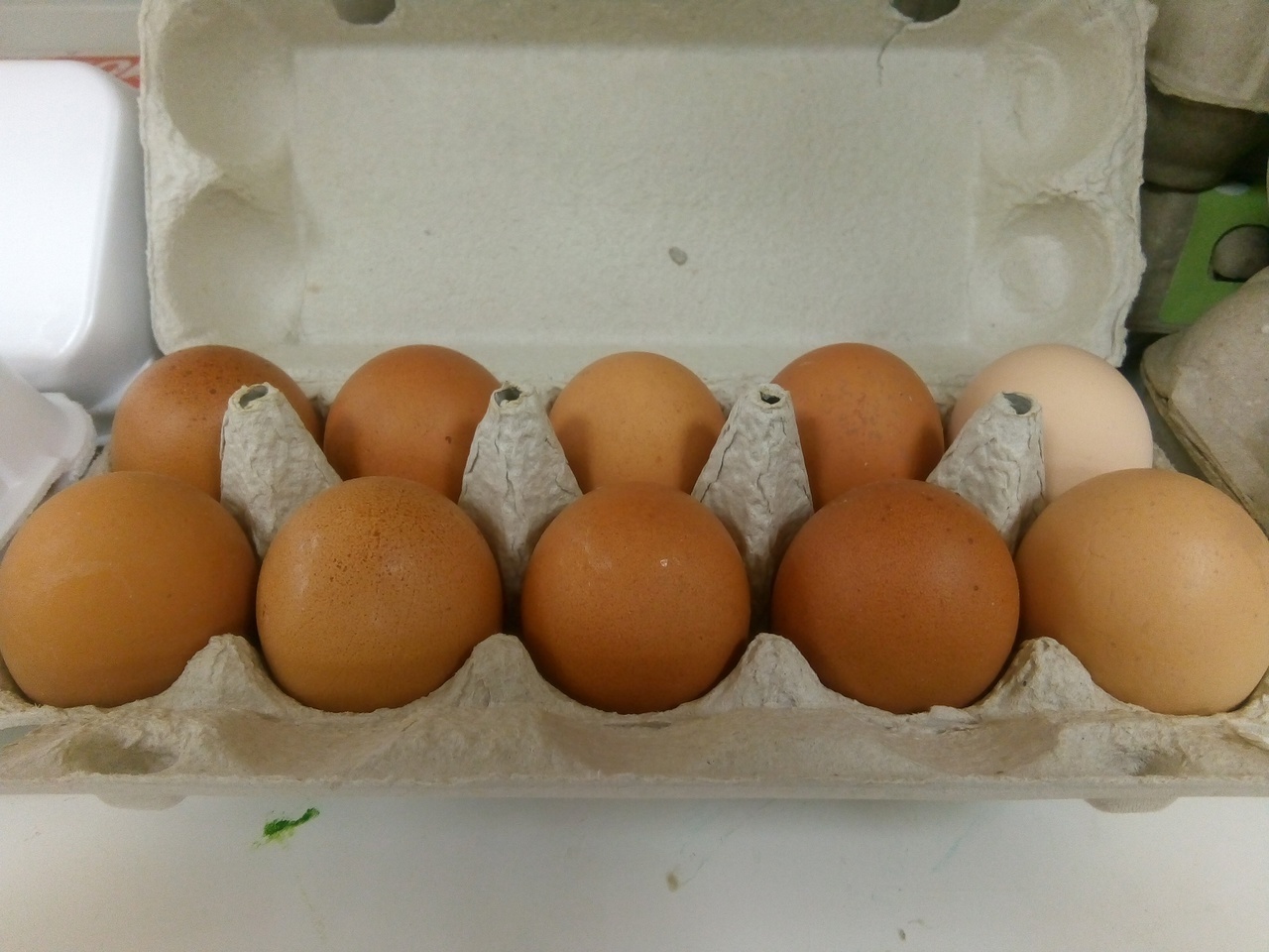 🥚Впереди - Пасха! Делюсь мнением, какие яйца лучше и по какой цене💛