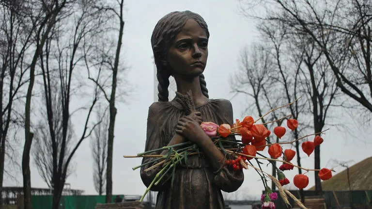 Голодомор: как Сталин украинцев уничтожал (Часть 1)