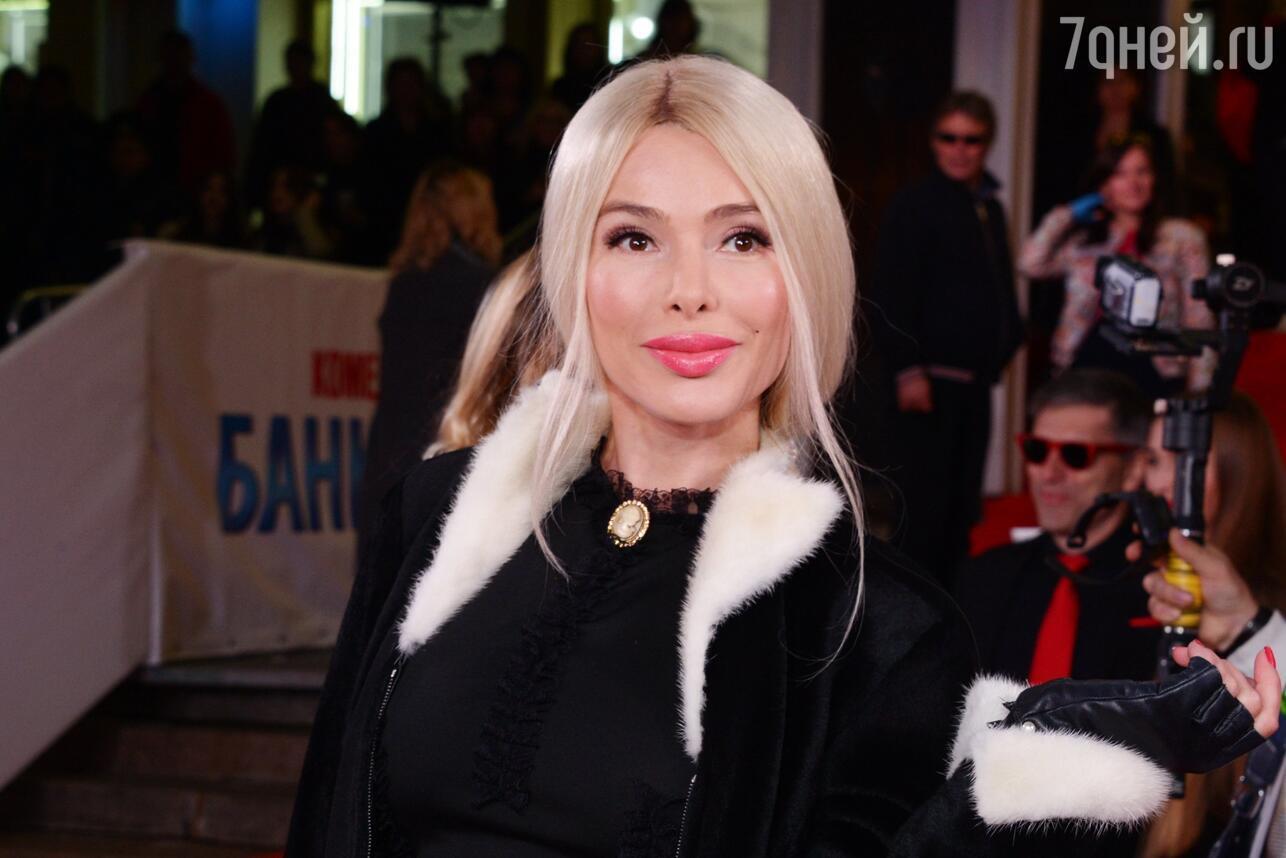 Олигархи присматриваются к замку Пугачевой — Кравец рассказала всю правду