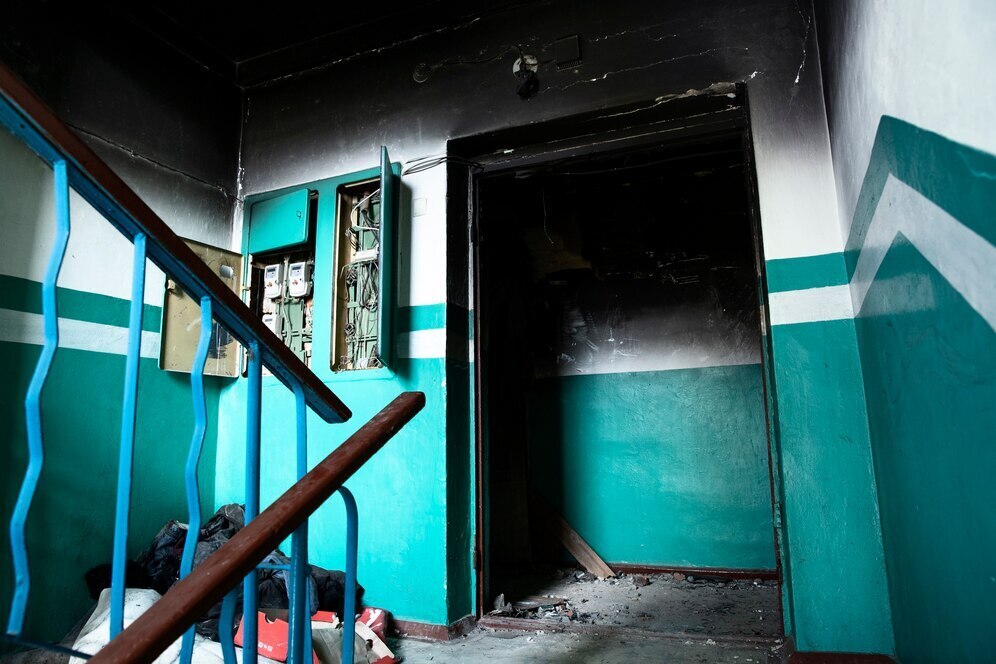 Хранение личных вещей в подъезде. Что говорит закон и как найти решение