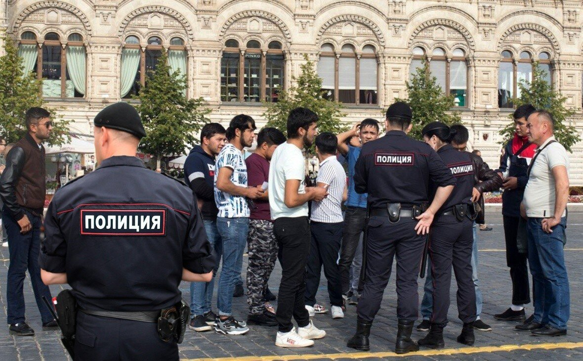 «Пока не поздно, надо бежать домой!»: диаспоры в панике - Россия решила бороться с мигрантами невиданным до этого способом