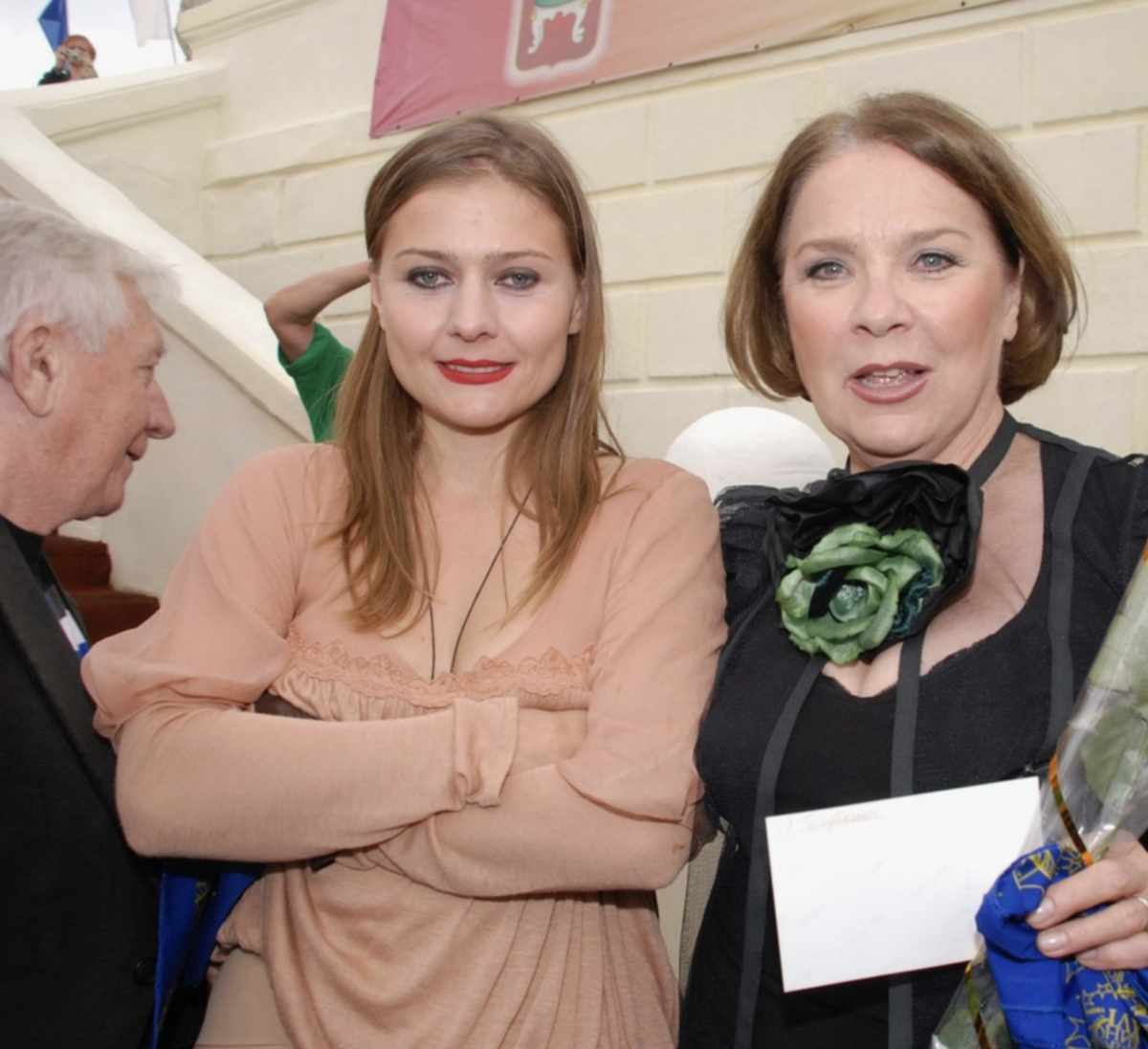 “Лариса Голубкина: неизвестные страницы последних лет” Литературный вариант, подходящий для более серьезной подачи материала