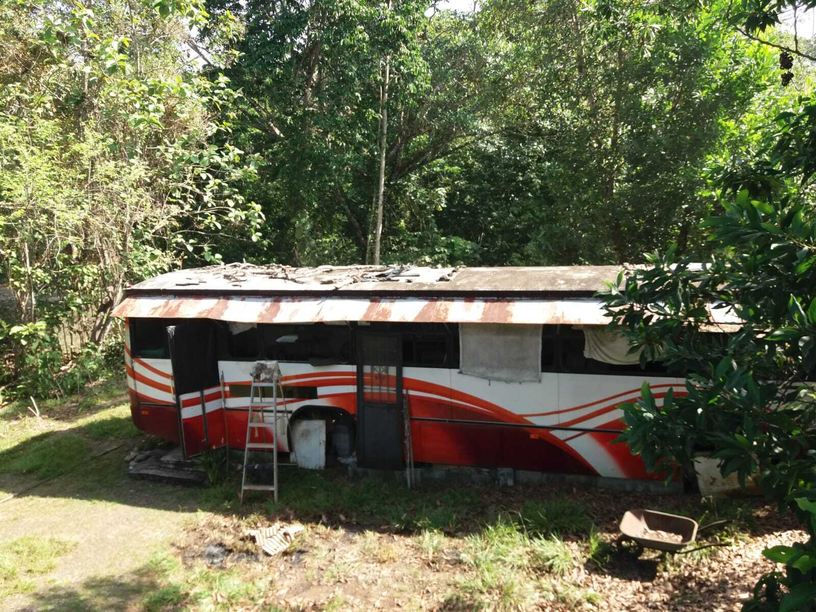 Миссия невыполнима? - Построить экзотический отель в тропической глуши за один месяц