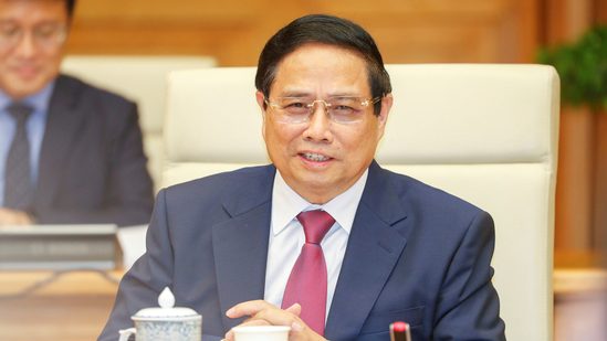 Вьетнам снижает пошлины на автомобили, курятину и многое другое на фоне глобальной тарифной атаки Трампа