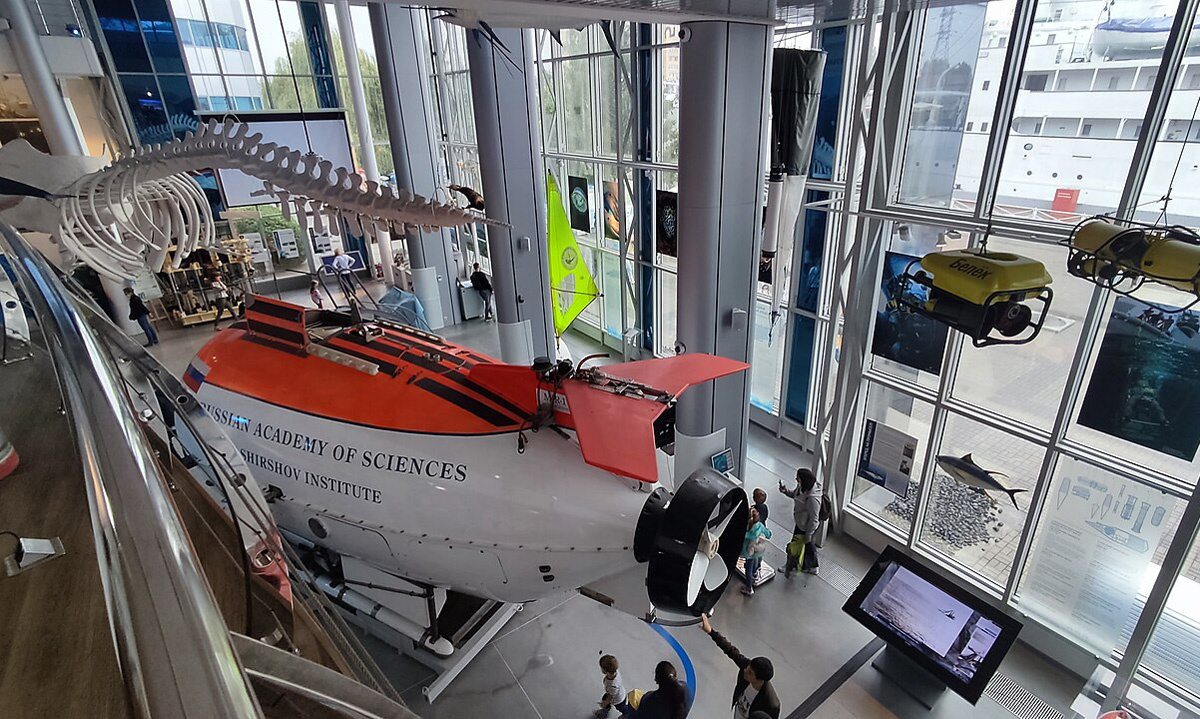 Фотографии обломков знаменитого "Титаника", сделанные на дне Атлантического океана