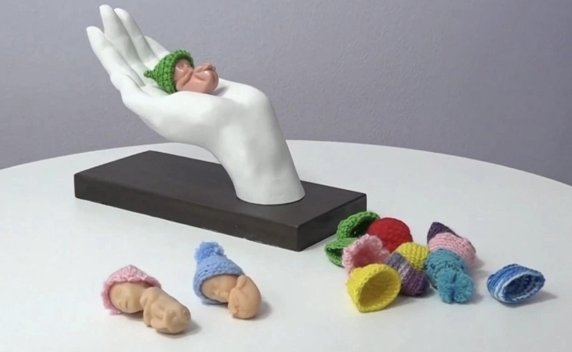 Эмбрион в шапочке - убедительный аргумент? Новая мера против абортов в России