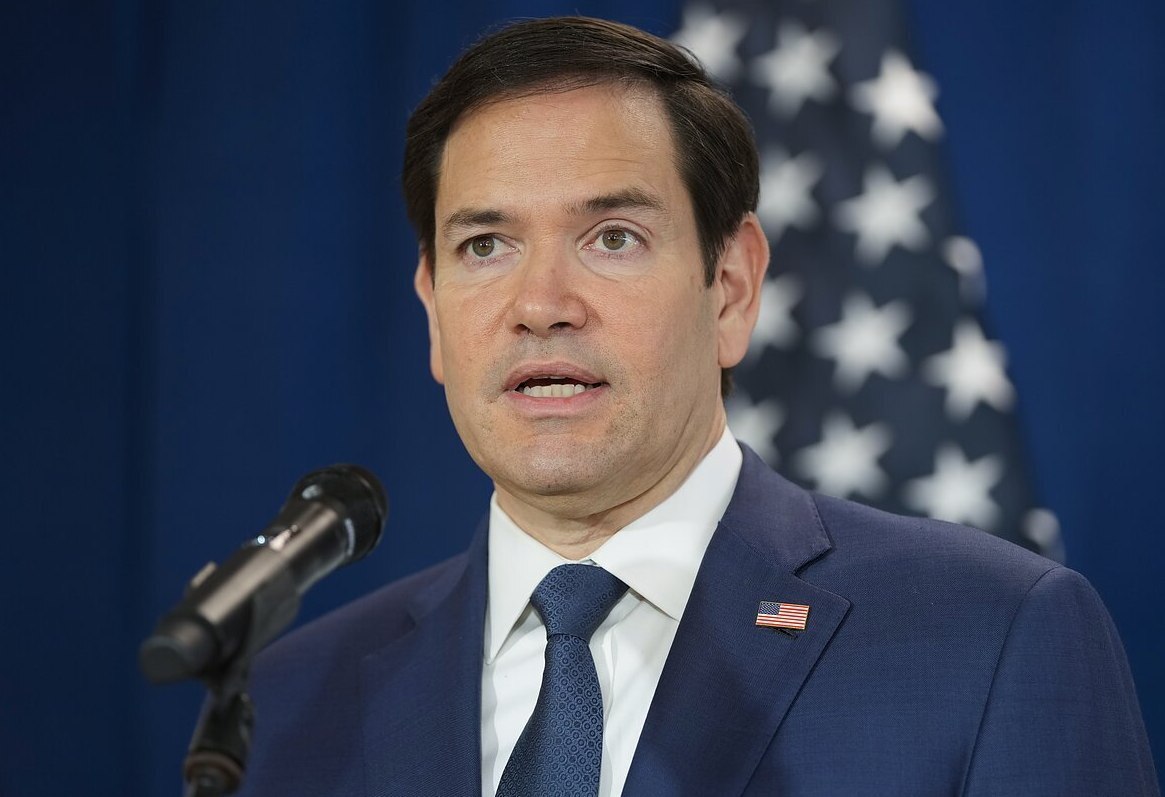 Усилят давление. Конгрессмены США «налегают» на администрацию Дональда Трампа с целью ужесточения антироссийских санкций