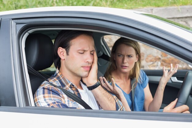 Автомобиль, приобретённый бывшими супругами на общие деньги, не подлежит разделу. ВС РФ разъяснил детали