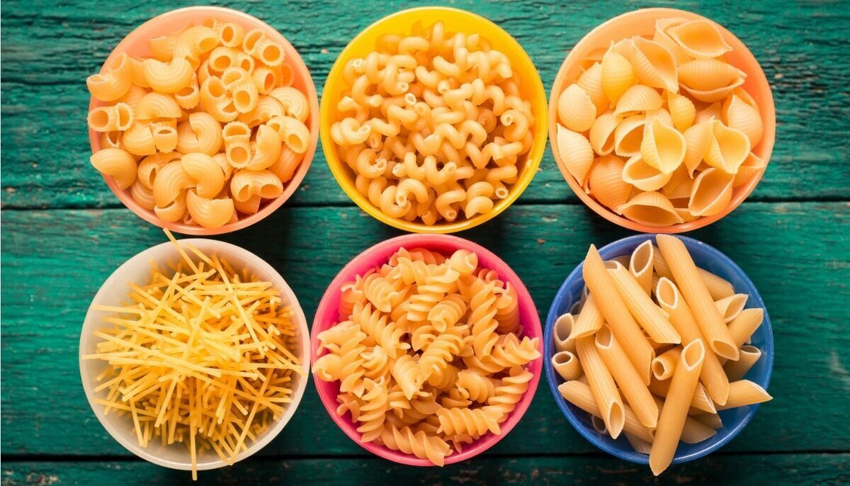 Макаронное расследование. Чем феттучине отличаются от пенне, какие разновидности пасты бывают и как их подают